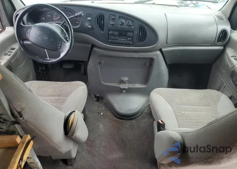 2000 Ford Econoline E350 Super Duty Wagon из США, поврежденный, VIN 1FBSS31L6YHA98773